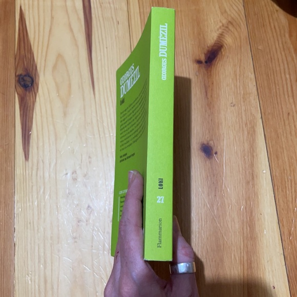 ✨3/$25✨ Loki - livre par Georges Dumézil - Picture 2 of 6